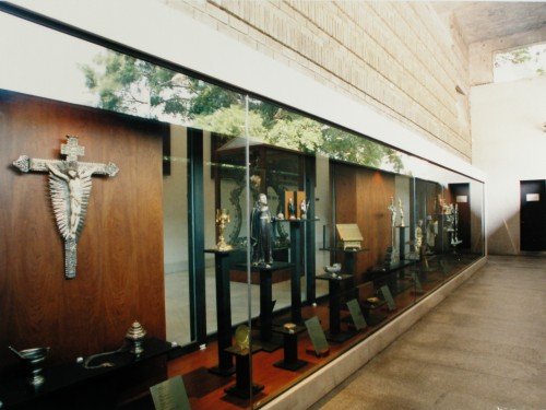 天主教藝術博物館與墓室